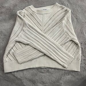 Old Navy Cream Chevron Crew Neck Sweater